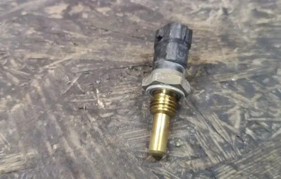 Coolant temperature sensor