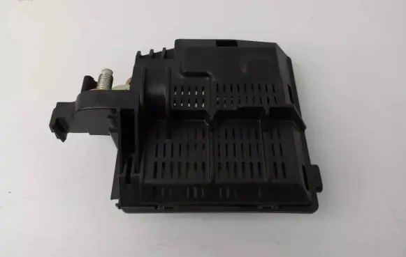 Mercedes-Benz GLE (W166 - C292) Fuse module A1669067701 1110065 2601160098