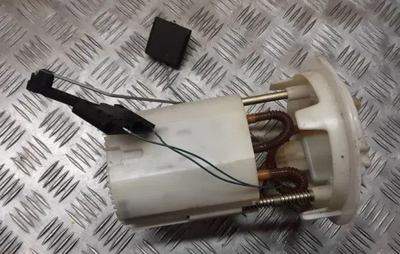 Citroen C4 I Picasso In-tank fuel pump 9657601380 A2C53103836