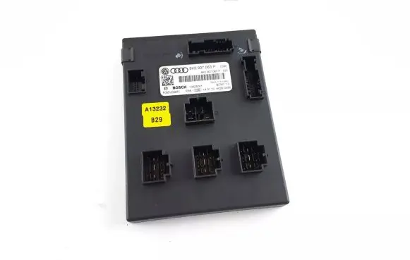 Audi A4 S4 B8 8K Comfort/convenience module 8K0907063P