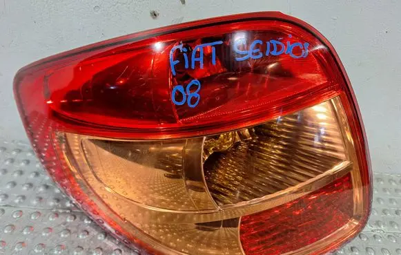 Rear/tail lights