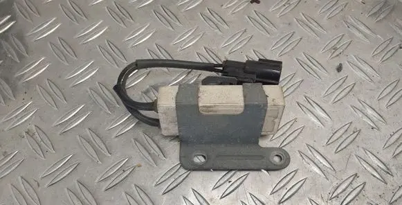 Toyota Yaris Coolant fan relay 2468106110