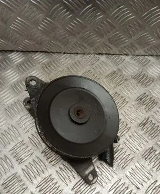 Nissan Primera Power steering pump