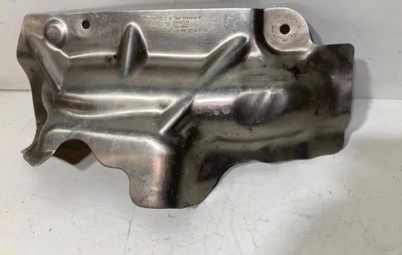 BMW M4 F82 F83 Exhaust heat shield 7848040 59347210