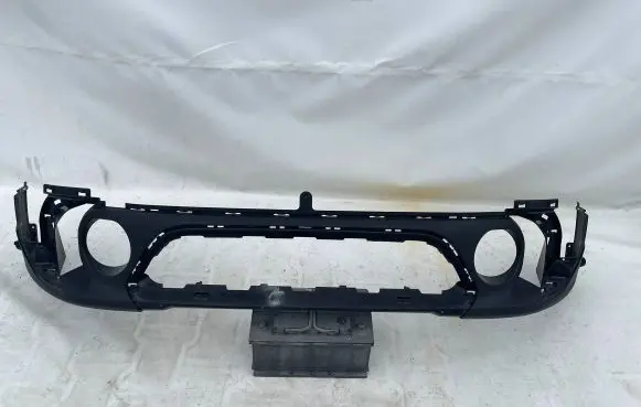 Mini Cooper Countryman F60 Front bumper lip 51119477044