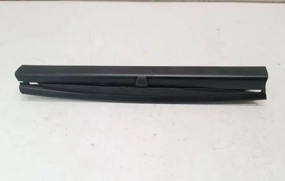 BMW 5 E39 Estate rear side window sun shade/blind E2766L 051099 8225721