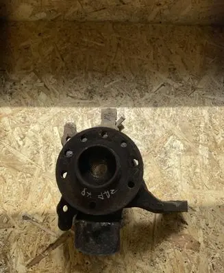 Opel Zafira B Front wheel hub