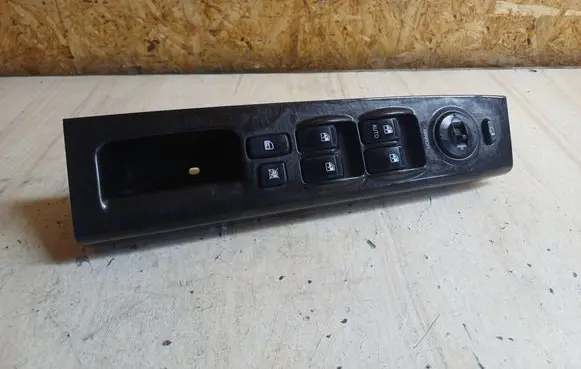 KIA Sorento Electric window control switch 478494