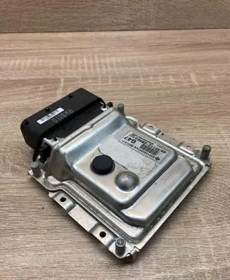 Hyundai i30 Engine control unit/module ECU 391122B660 9001090341KB