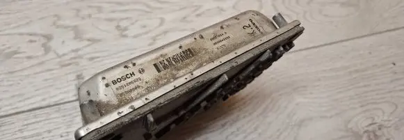 Volvo S80 Engine control unit/module 0261206829