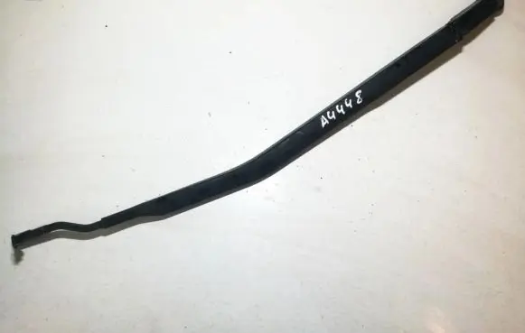 Nissan Primera Front wiper blade arm