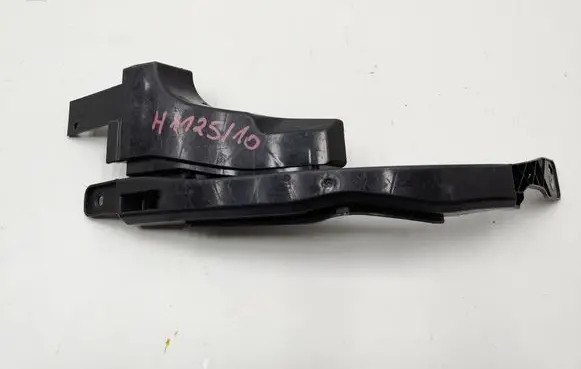 Opel Insignia B Fog light bracket 13491383