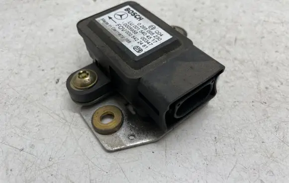 Mercedes-Benz E W211 ESP (stability system) control unit 0265005230 0015404517