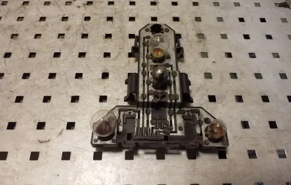 Tail light part