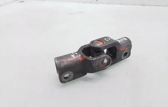 Toyota Avensis T250 Steering column universal joint