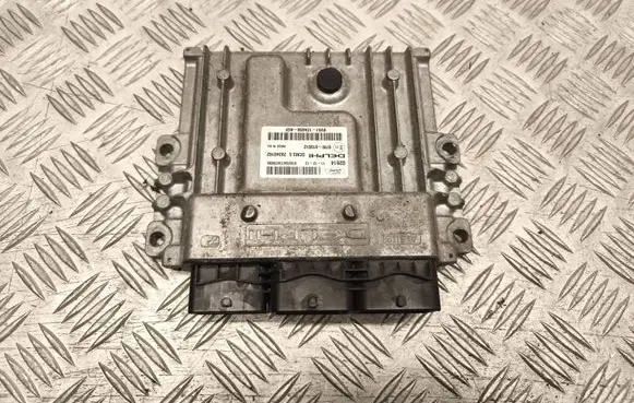 Ford Focus Engine control unit/module BV6112A650AGF 28340162 97RI010012