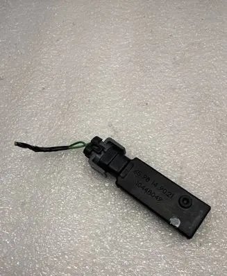 Chevrolet Corvette C6 Keyless system antenna 6598149021 10448049