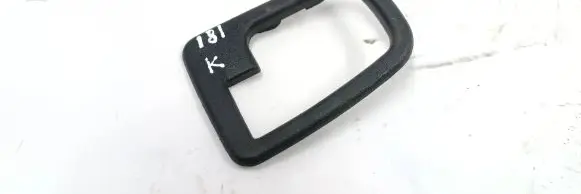 BMW 3 E36 Front door handle cover 51221960645