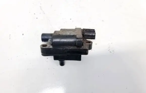 High voltage ignition coil