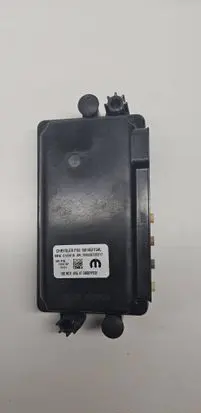 Chrysler Pacifica Camera control unit module 68145215AL 102621AP T00353720517