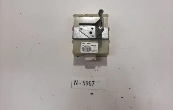 Toyota Avensis T250 Door control unit/module 8974105070