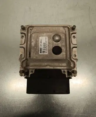 BMW X5 F15 Reducing agents exhaust control unit 7377299 002000000 0281030578
