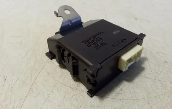 Toyota Corolla E210 E21 Door central lock control unit/module 8597048040