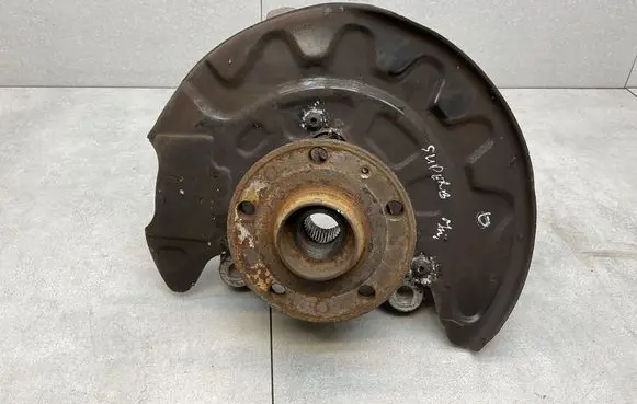 Skoda Superb B8 (3V) Front wheel hub