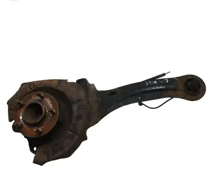 Ford Focus Rear wheel hub AV6T2C055