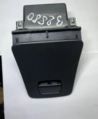 Volvo XC90 Dashboard storage box/compartment 31366376