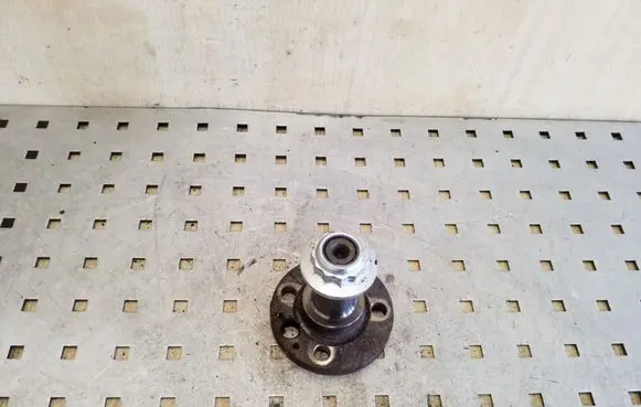 Volkswagen Up Stub axle 