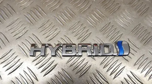 Toyota Highlander XU70 Manufacturers badge/model letters 