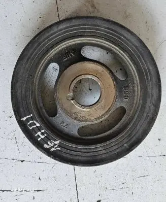 Peugeot 308 Crankshaft pulley E110124A