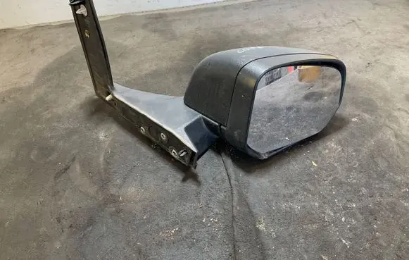 Manual wing mirror