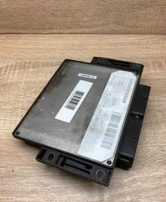 Renault Clio II Engine control unit/module ECU 7700114875 04010031C