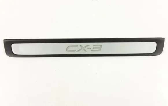 Front sill trim cover