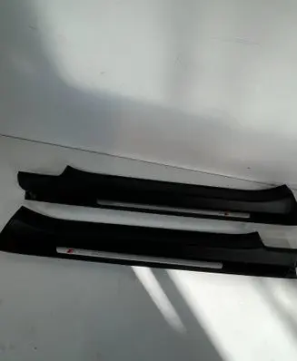 Front sill trim cover
