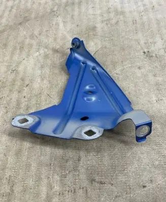 BMW X1 F48 F49 Fender mounting bracket 7351516