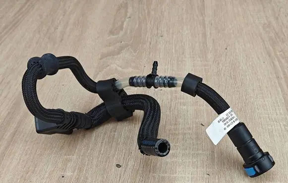 BMW 8 G16 Fuel line/pipe/hose 8573385 8571669