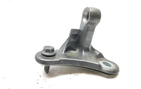 Mercedes-Benz B W246 W242 Front door upper hinge