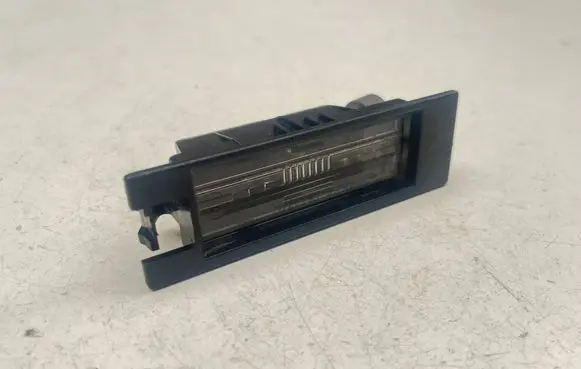Audi Q3 F3 Rear glass lock/latch Q835 0461200