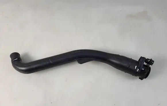 Opel Movano B Fuel tank filler neck pipe 8200733103