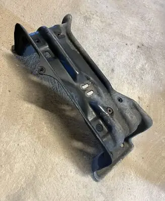 Jeep Grand Cherokee Gearbox mounting bracket