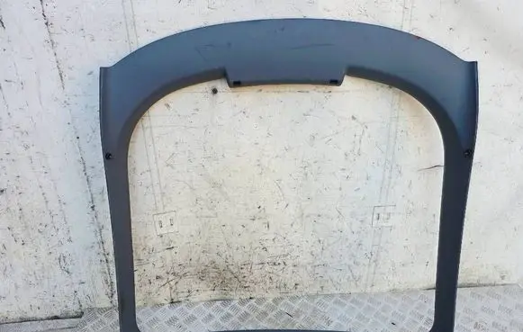 Audi TT Mk1 Tailgate trim 8N8867991A