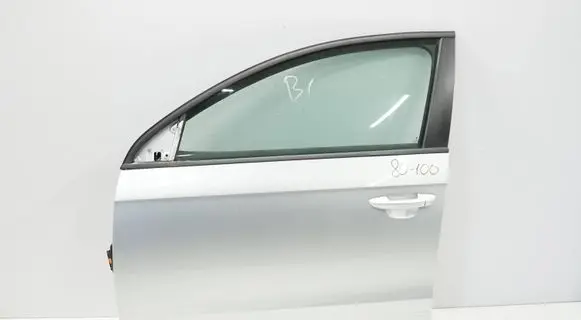 Volkswagen PASSAT B7 Front door B7140726DLP