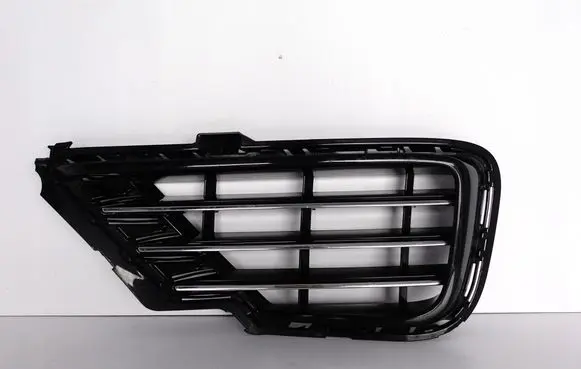 Volkswagen Touareg II Front bumper lower grill 7P6853665G