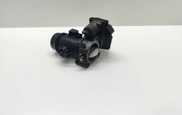 BMW 5 F10 F11 Throttle valve 7810752 781075202 13547810752