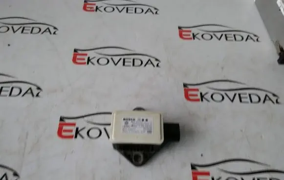 Audi A4 S4 B8 8K ESP acceleration yaw rate sensor 8K0907637A