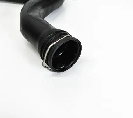 Volkswagen Jetta V Intercooler hose/pipe 1K0145762P