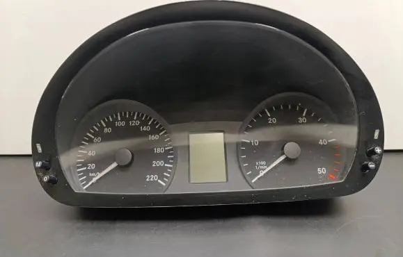 Mercedes-Benz Vito Viano W639 Speedometer (instrument cluster) A6394462121 71270408 102681004